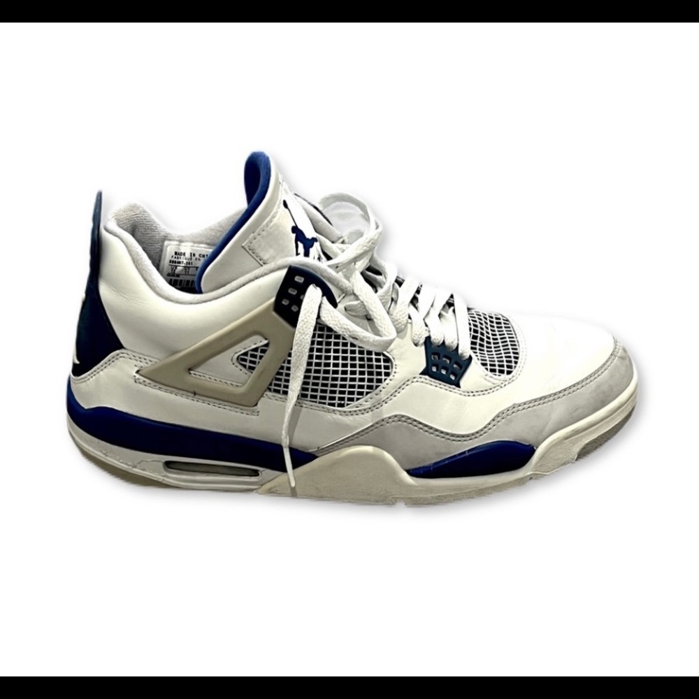 Jordan 4 Retro US 12
Military Blue (2012)